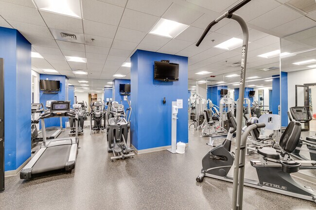 Building Photo - 1425 Locust St