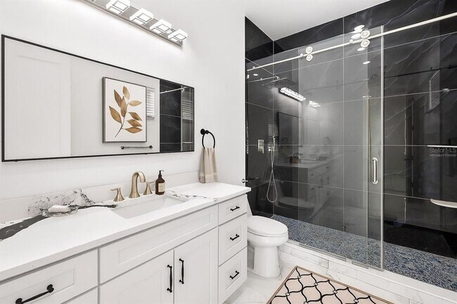 Building Photo - 216 N Glen Arven Ave