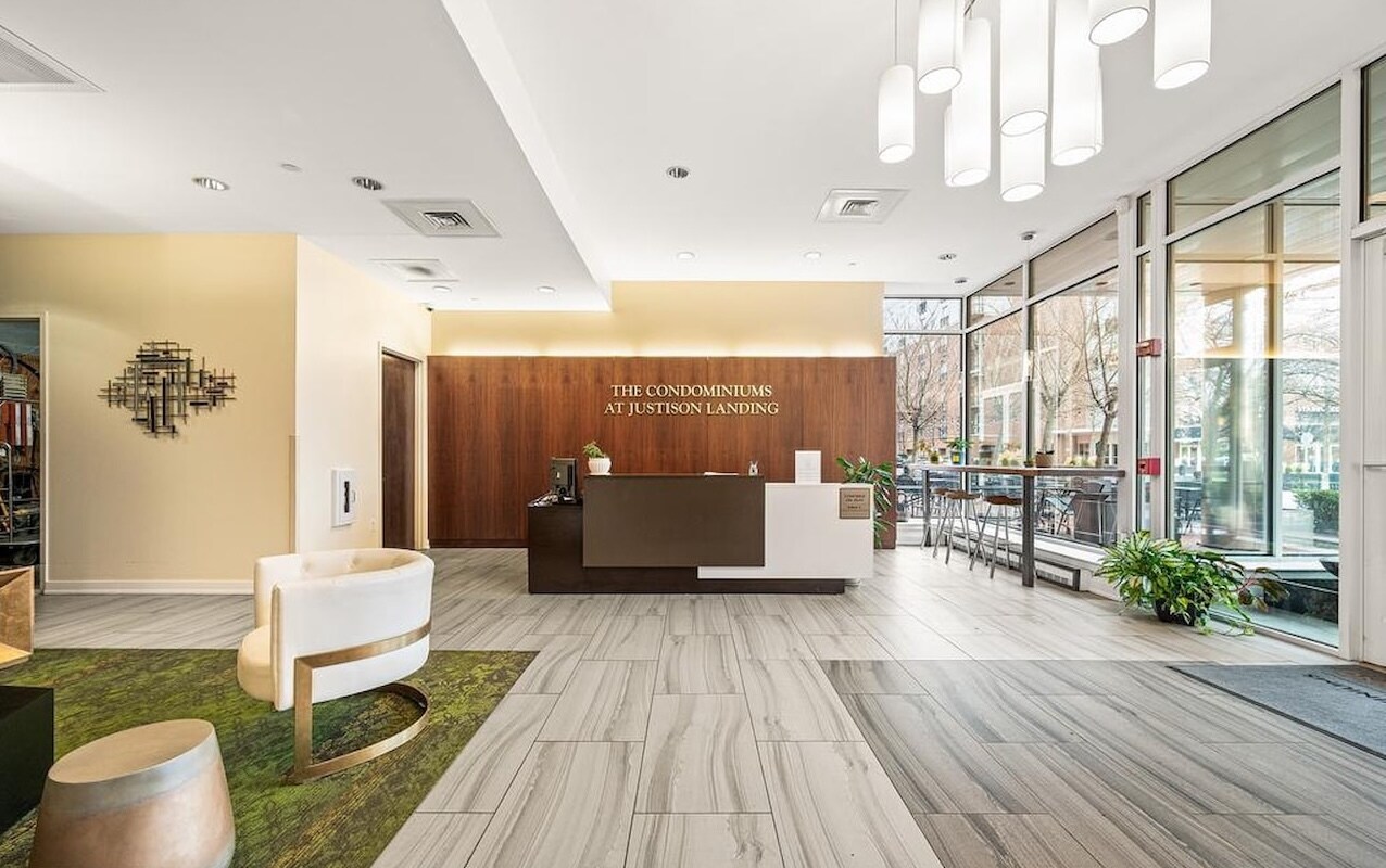 Building Photo - 530 Harlan Blvd