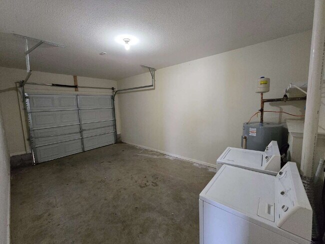 Building Photo - 273 Executive Ave