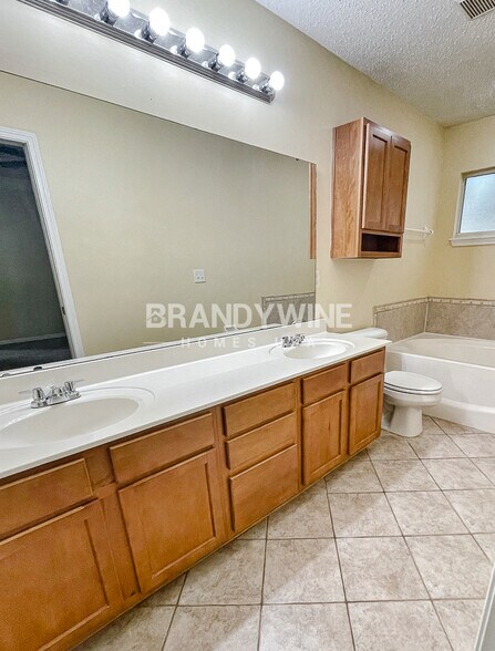 Building Photo - 2998 Bessent Rd