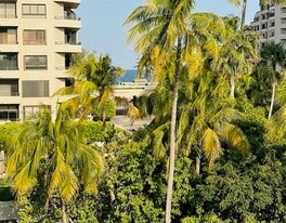 Building Photo - 161 Crandon Blvd