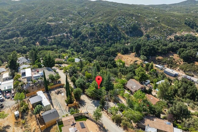 Building Photo - Charming 1 Bed/1 Bath Newly Remodeled Unit In Banning!