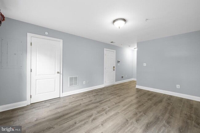Building Photo - 5068 Minda Ct