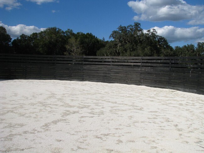 Building Photo - Beautiful 11.16 Acre Farm with Lots of Amenities!