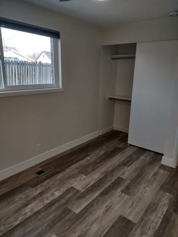 Building Photo - 3056 S 200 E