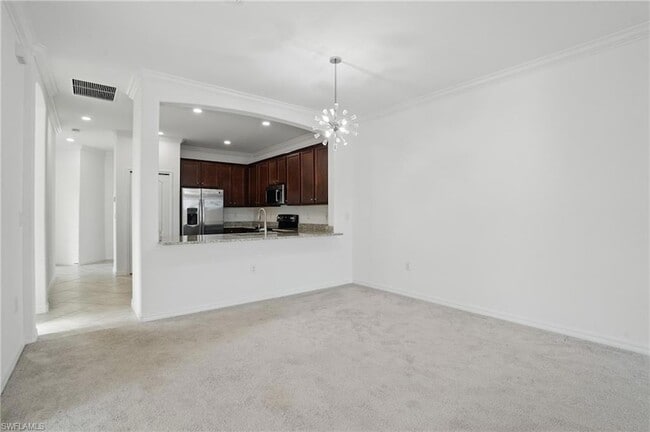 Building Photo - 1767 Alameda Dr