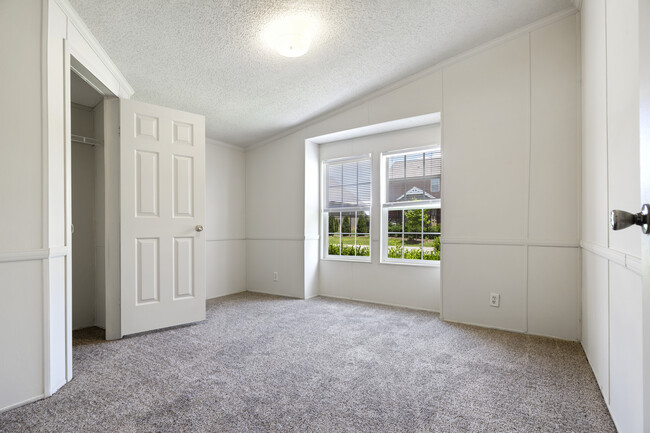 Front Bedroom - 4695 Old Sparta Rd