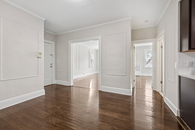 Building Photo - 539 Joralemon Street Apts