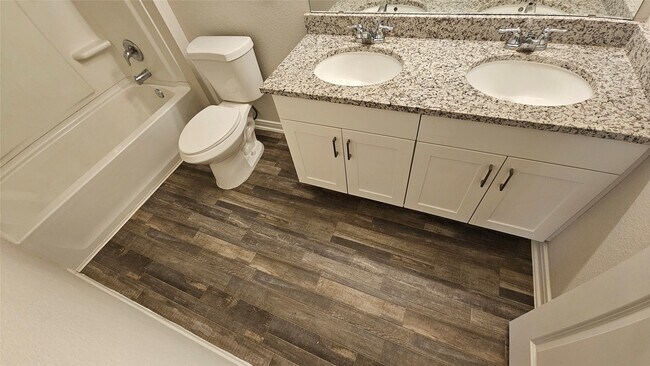 Building Photo - 14210 Green Wing Cir