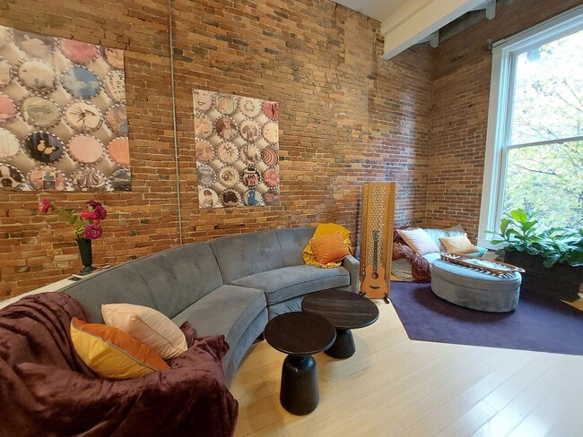 Building Photo - Historic Loft in the Heart of Downtown, st...