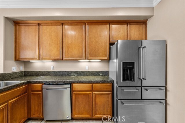 Building Photo - 9447 Hendrix Ln