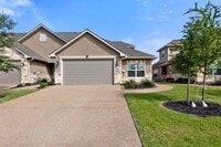 Building Photo - 1619 Buena Vista Dr