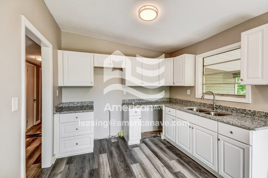 Building Photo - 1152 Linthicum St