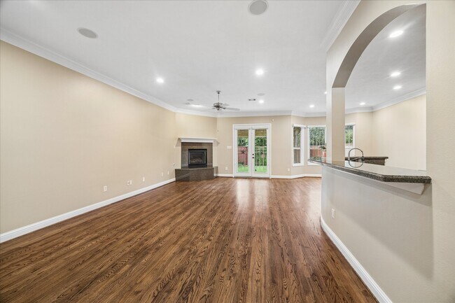 Building Photo - 5349 McCulloch Cir