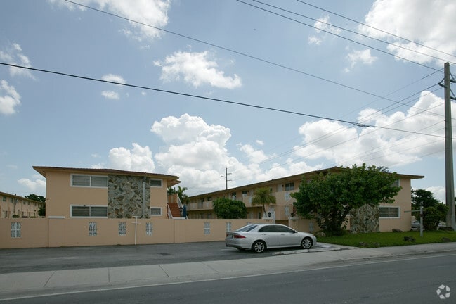 Building Photo - Red Road Manor Apts