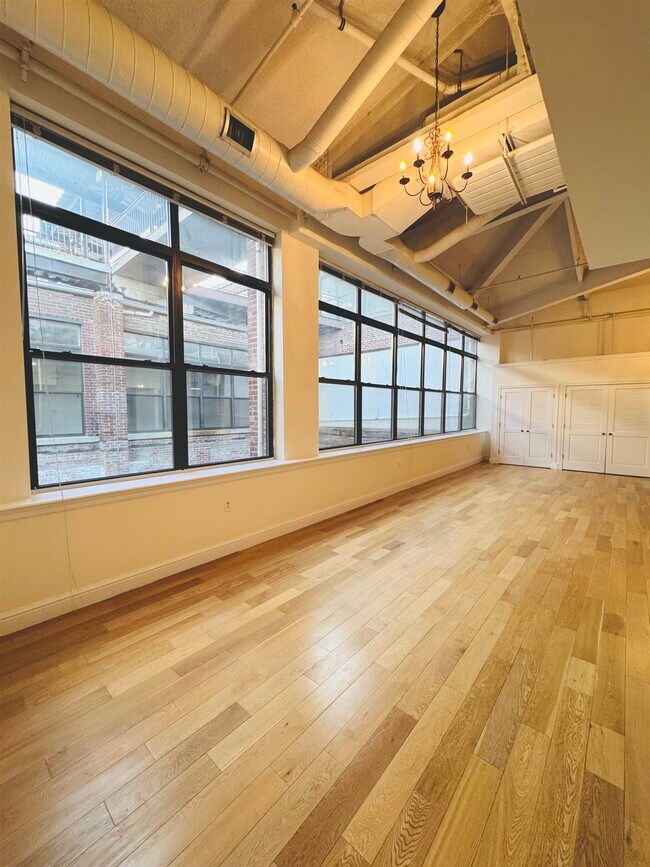 Building Photo - 300 Communipaw Ave