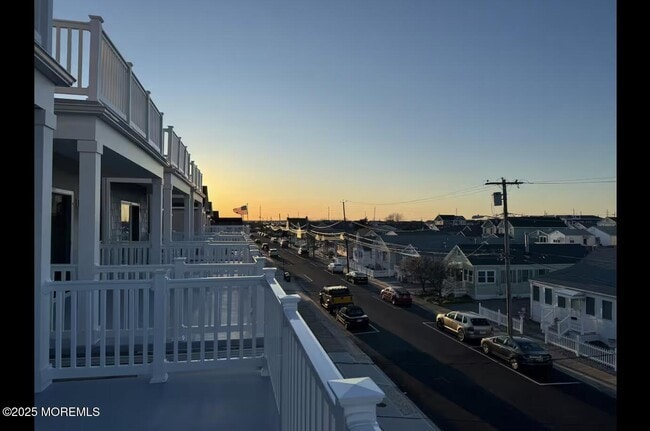Building Photo - 205 Carteret Ave