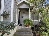 Building Photo - 1811 W 39th St