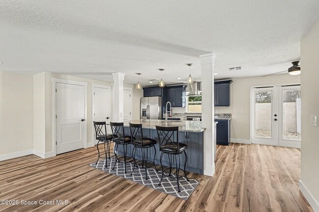 Building Photo - 1280 Jimmy Buffett Mem Hwy