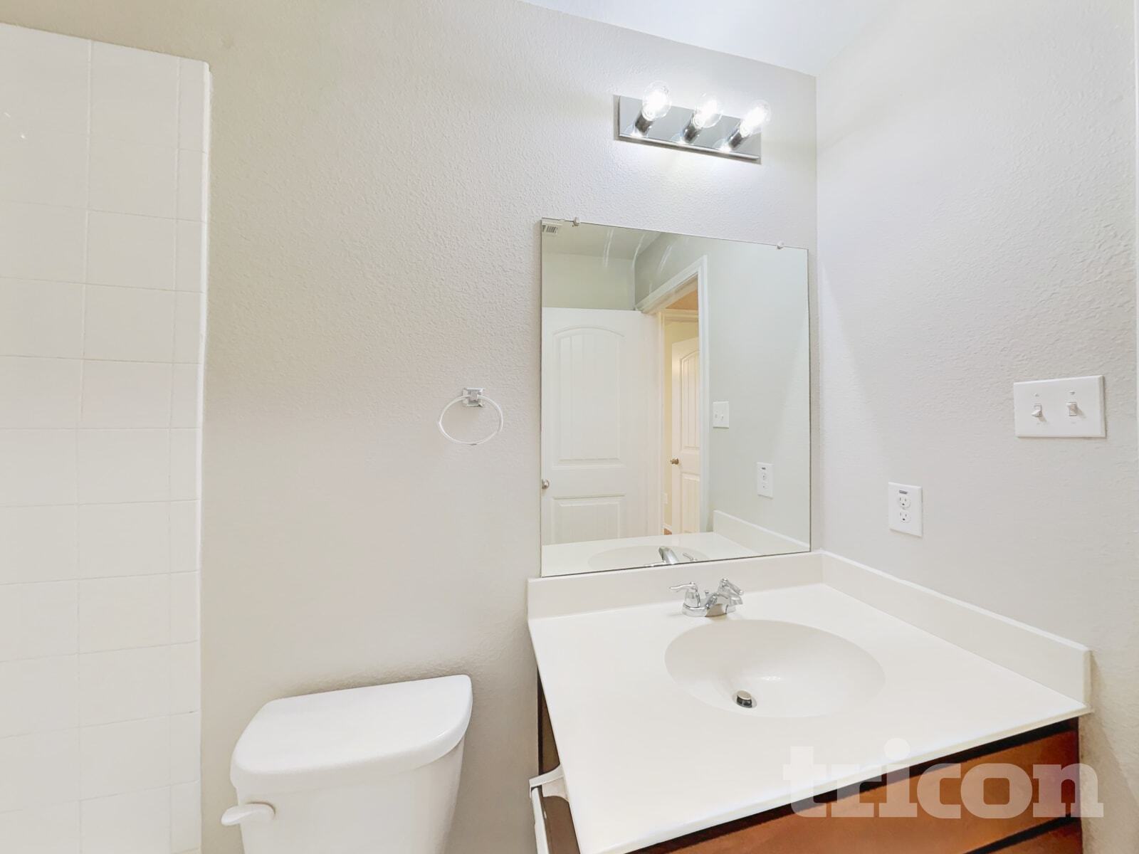 Building Photo - 957 Newby Ln