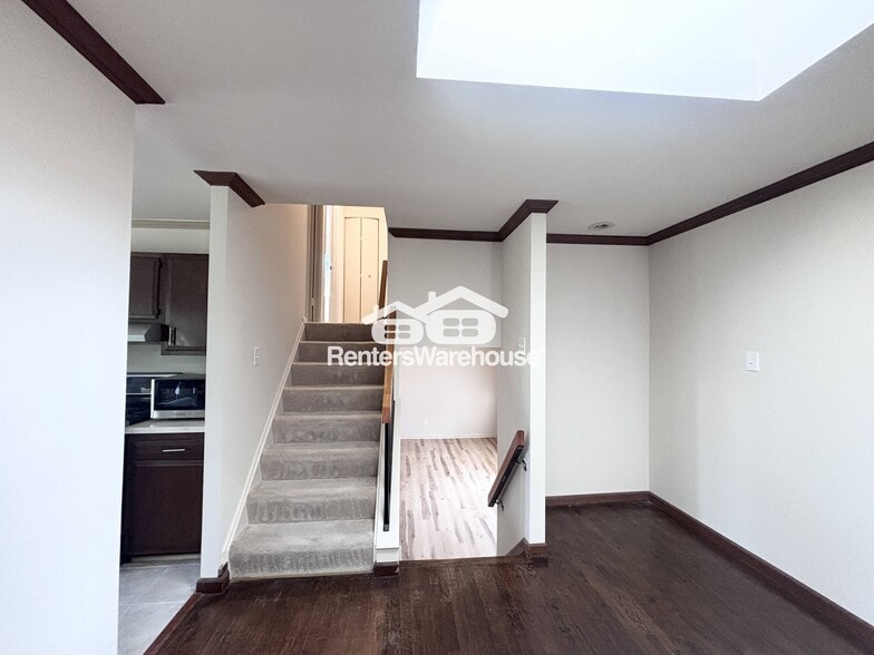 Building Photo - 9461 Farewell Rd