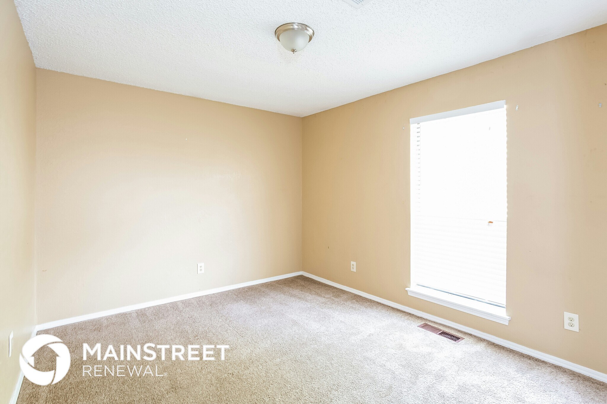 Building Photo - 8412 Breezewood Dr
