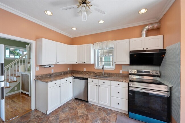 Building Photo - 91 Hamden Cir