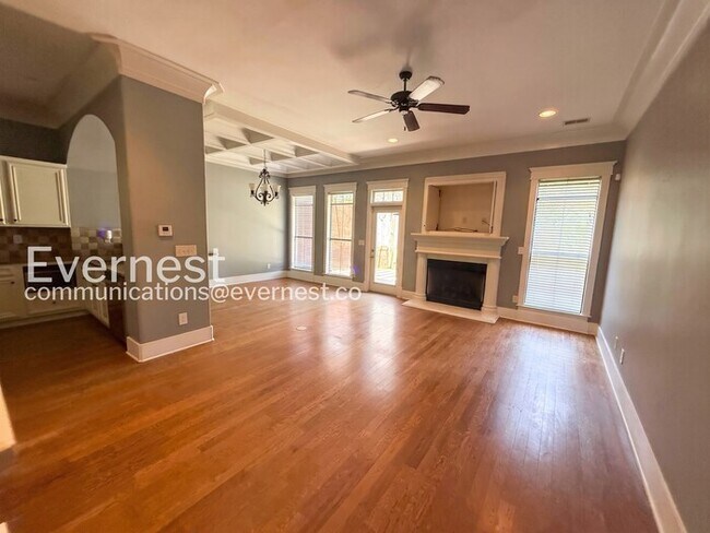 Building Photo - Comfort Meets Modern Convenience with Fireplace / 3 Beds & 2.5 Bath / Available Now