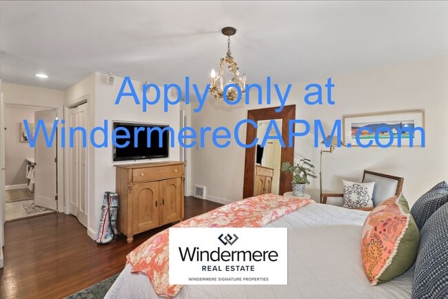 Building Photo - Stunning 5 Bed/3 Bath Home in Highly Desirable Fab Forties of East Sacramento!