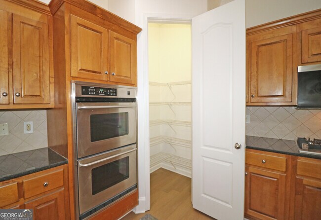 Building Photo - 195 Beracah Walk