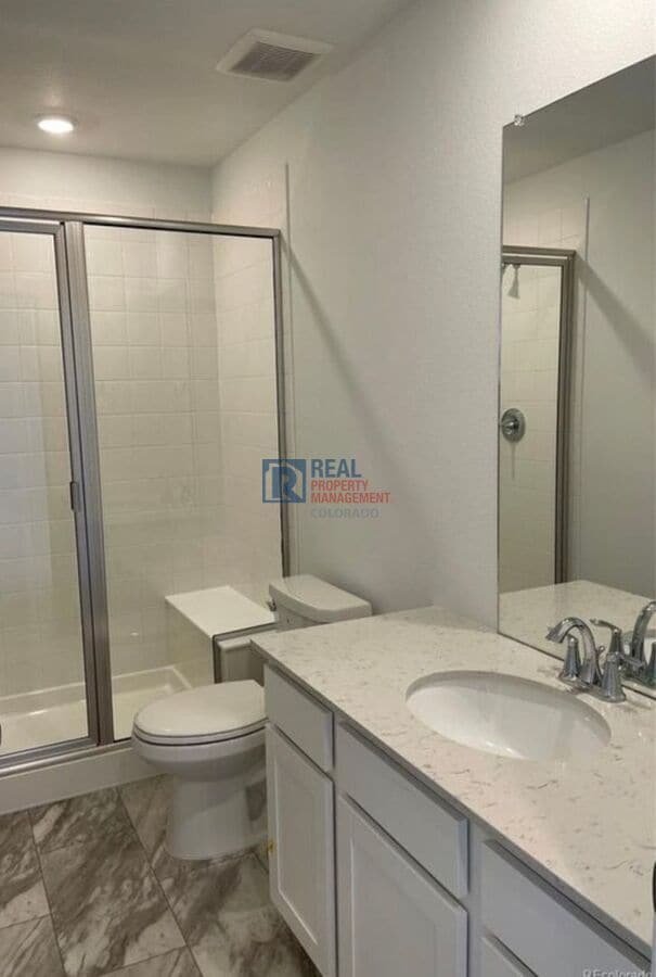 Building Photo - 5525 Wisteria Ave