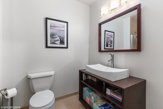 Building Photo - 375 W Erie St