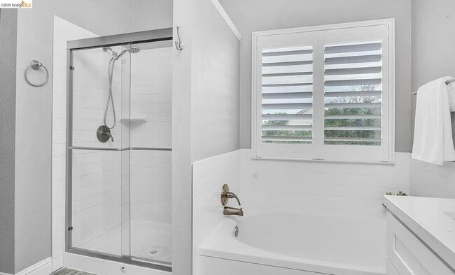 Building Photo - 4010 Goleta Pl