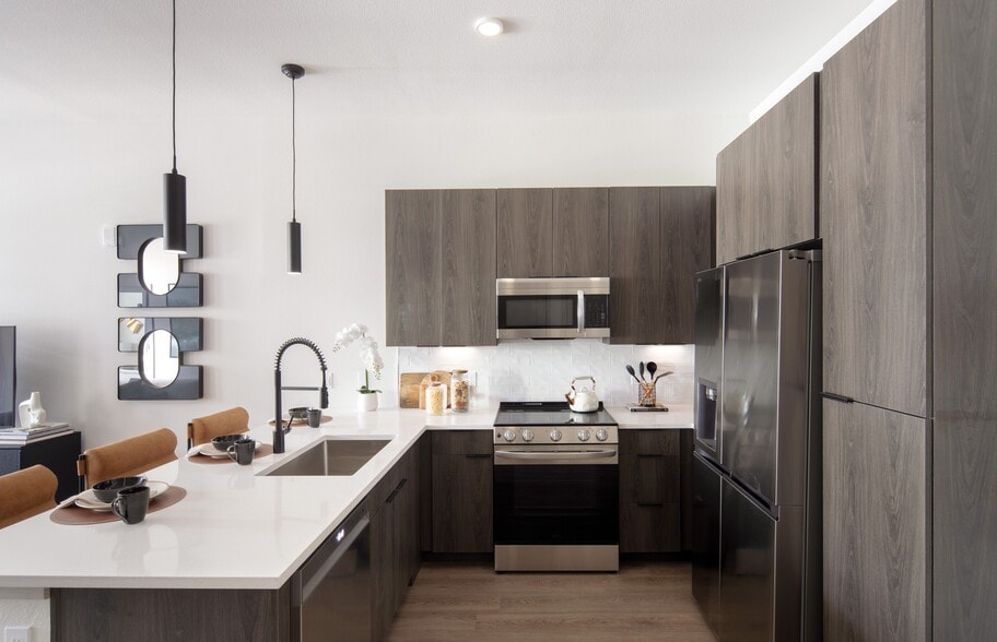 Building Photo - Cypress Ridge