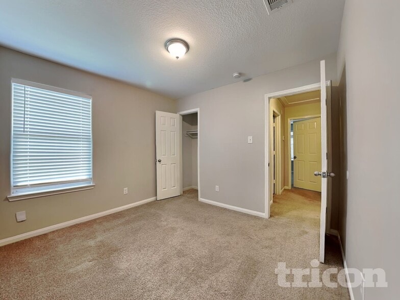 Building Photo - 26939 Wild Duck Ln