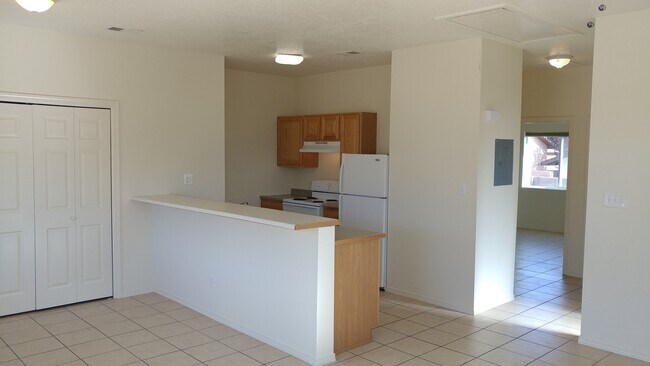 Building Photo - Madison