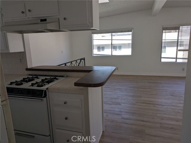 Building Photo - 325 10th Pl