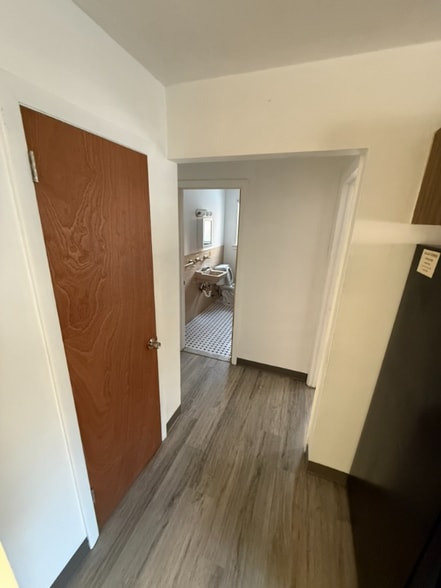 Building Photo - 67 Dallas Terrace