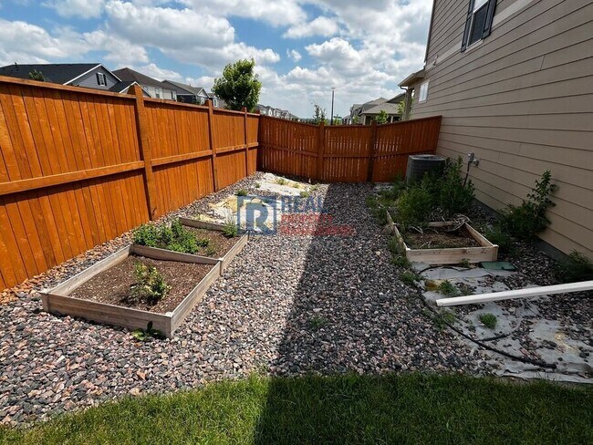 Building Photo - 13725 Siltstone St
