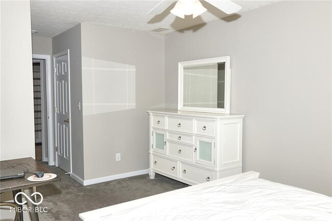 Building Photo - 8362 Enclave Blvd