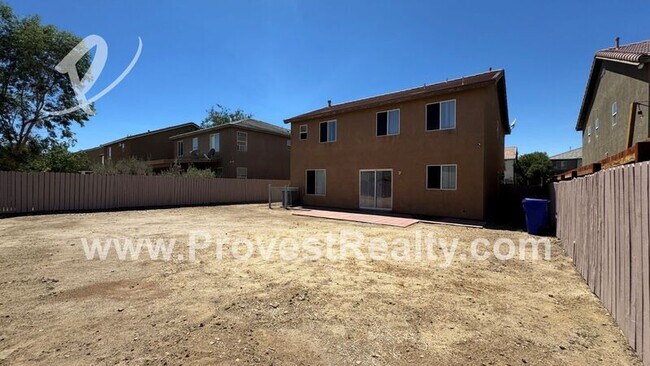 Building Photo - 15117 Stable Ln