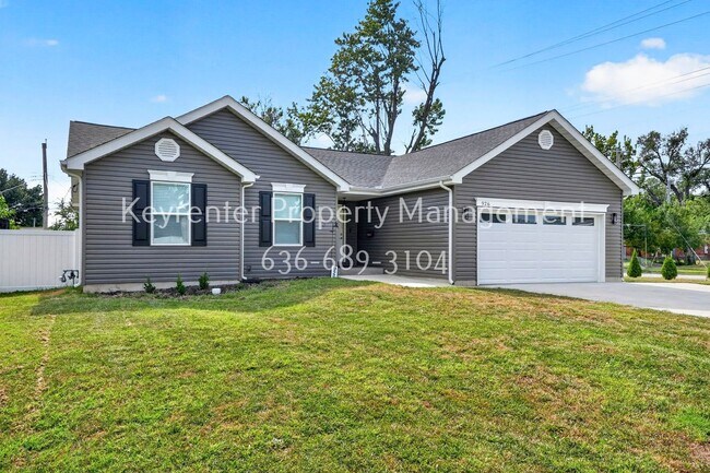Building Photo - 926 Townhouse Ln
