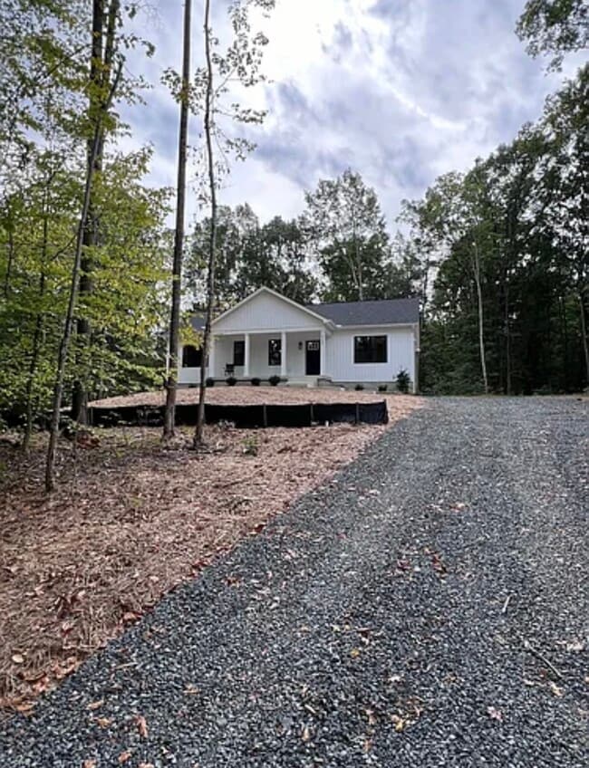 Building Photo - 17134 Arrow Point Dr