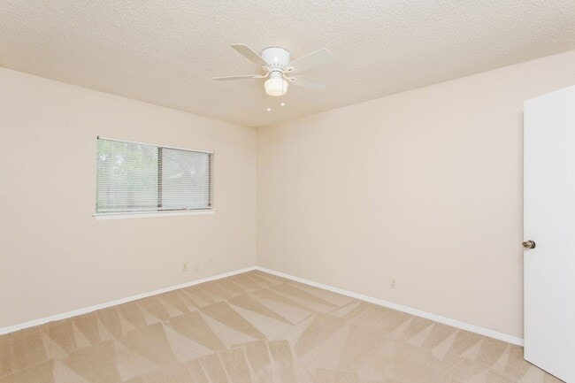 Building Photo - 6339 Village Club