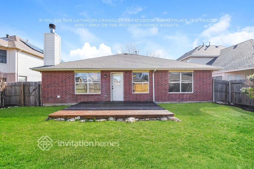Building Photo - 9124 Friendswood Dr