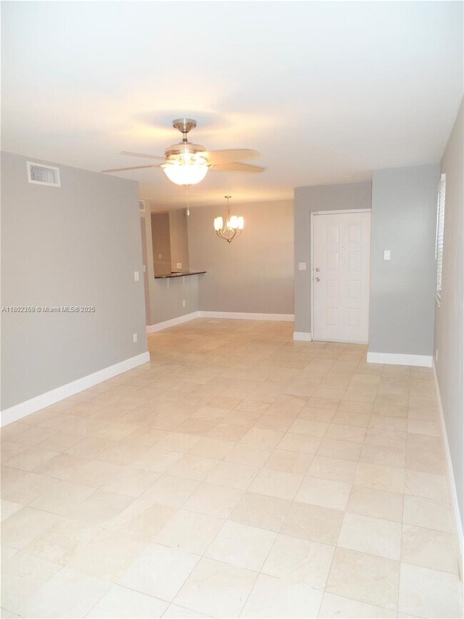 Building Photo - 2881 N Oakland Forest Dr