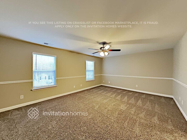 Building Photo - 886 Anchor Way NE