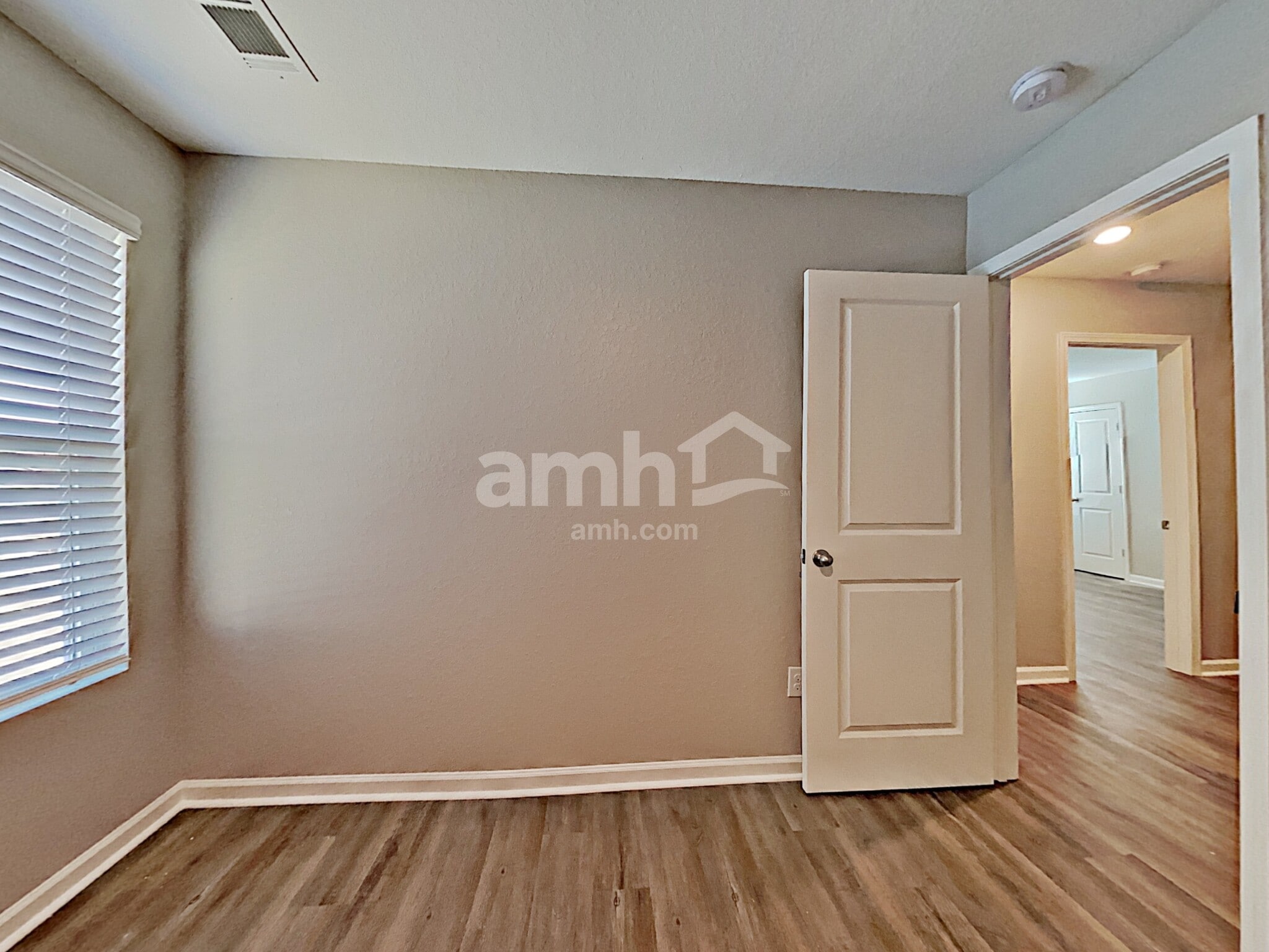 Building Photo - 3410 Ridge HillPkwy