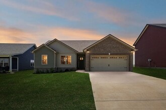 Building Photo - 1108 Cardinal Crk Dr